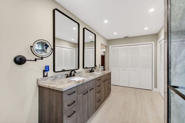 6839 Villas Drive S, Boca Raton, FL 33433