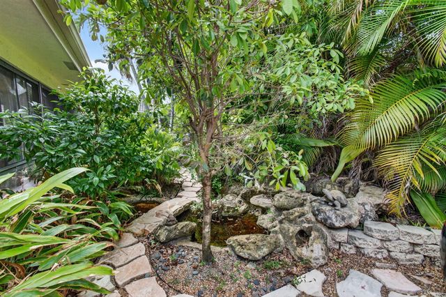 6839 Villas Drive S, Boca Raton, FL 33433