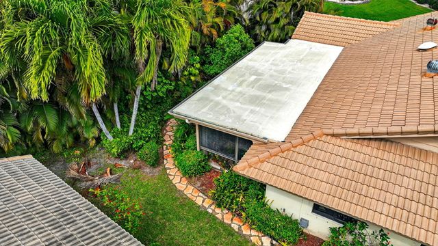 6839 Villas Drive S, Boca Raton, FL 33433