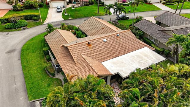 6839 Villas Drive S, Boca Raton, FL 33433