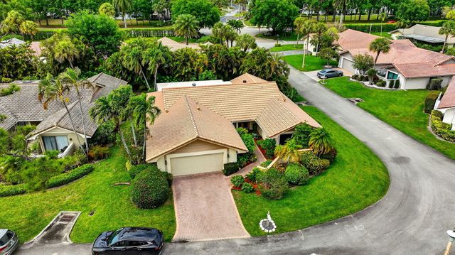 6839 Villas Drive S, Boca Raton, FL 33433