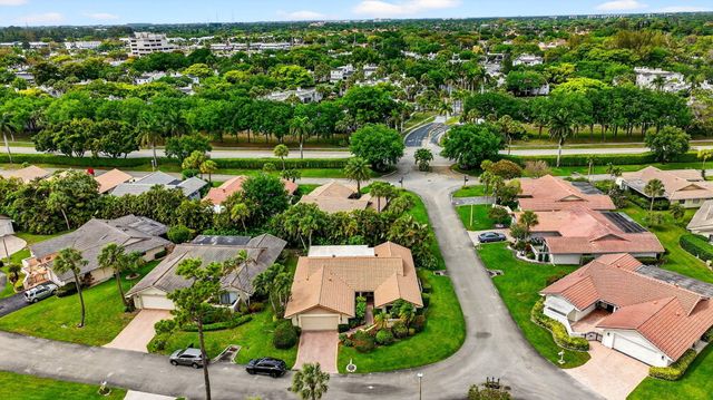 6839 Villas Drive S, Boca Raton, FL 33433