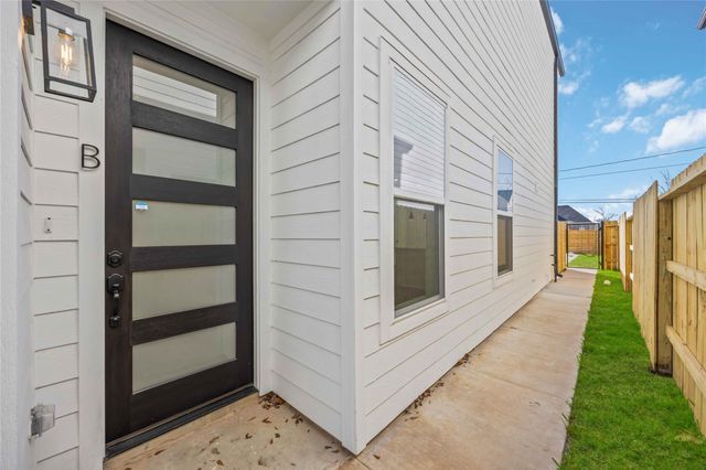 1466 Ferguson Way A, Houston, TX 77088