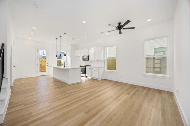 1466 Ferguson Way A, Houston, TX 77088