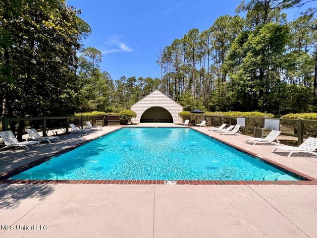 12482 Westwood Place, Gulfport, MS 39503