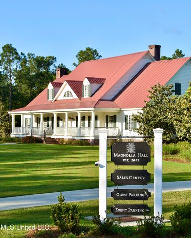 12482 Westwood Place, Gulfport, MS 39503