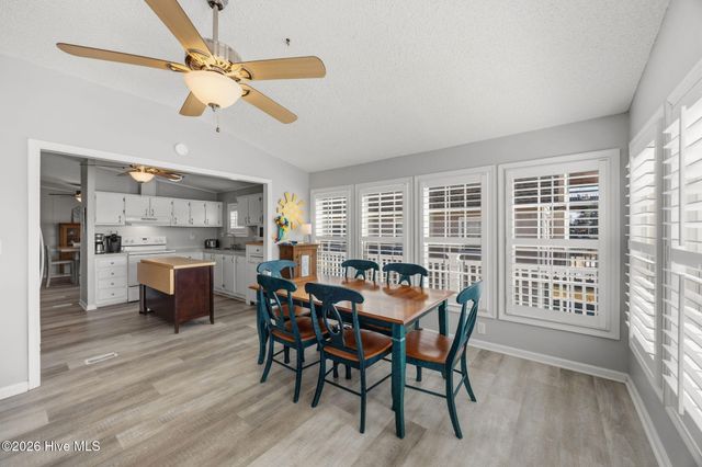 9055 W 9th Street, Surf City, NC 28445