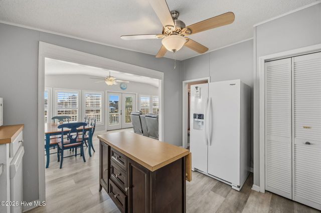 9055 W 9th Street, Surf City, NC 28445