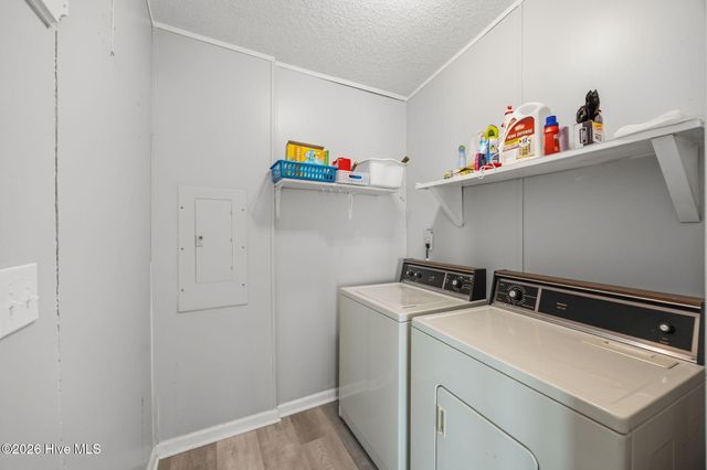 9055 W 9th Street, Surf City, NC 28445