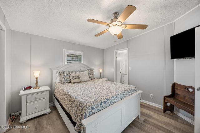 9055 W 9th Street, Surf City, NC 28445