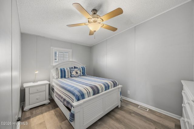 9055 W 9th Street, Surf City, NC 28445