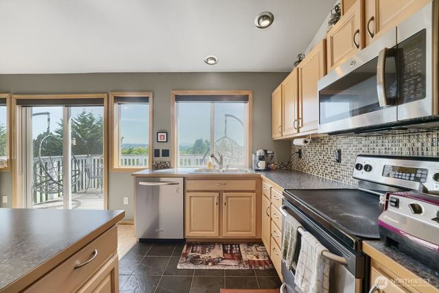 1008 R Street NW, Auburn, WA 98001