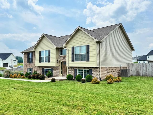 2617 Spring Arbor Ct, Cookeville, TN 38501
