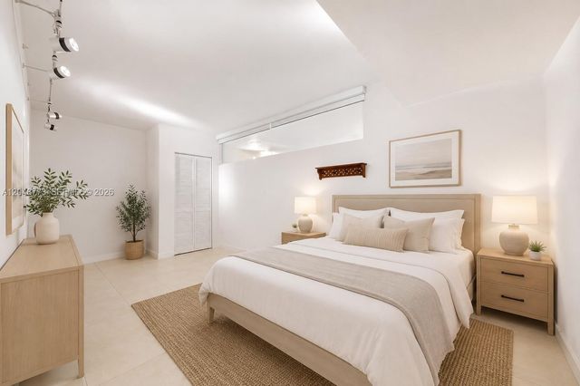 181 Crandon Blvd 301, Key Biscayne, FL 33149