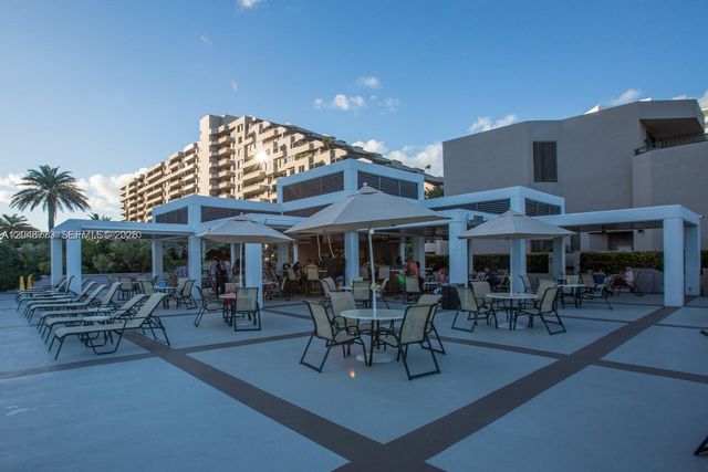 181 Crandon Blvd 301, Key Biscayne, FL 33149