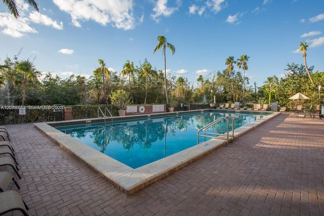 181 Crandon Blvd 301, Key Biscayne, FL 33149