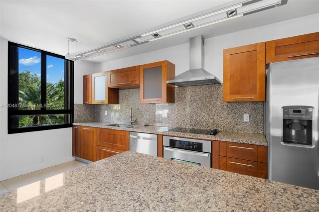 181 Crandon Blvd 301, Key Biscayne, FL 33149