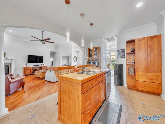 222 Lee Bowden Drive, Huntsville, AL 35806