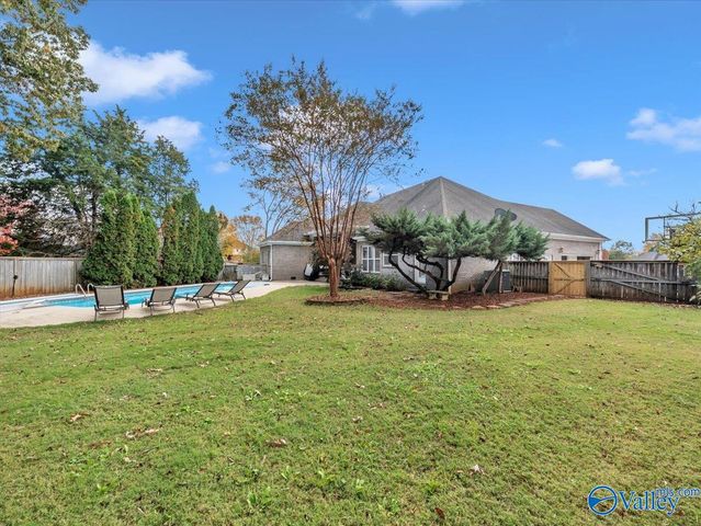 222 Lee Bowden Drive, Huntsville, AL 35806