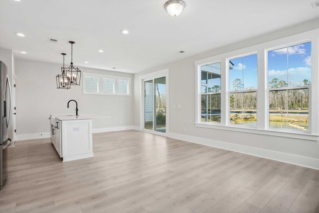 444 Queenview Lane, Charleston, SC 29414