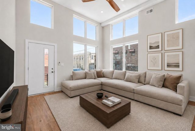 1338 S WOODSTOCK ST, Philadelphia, PA 19146