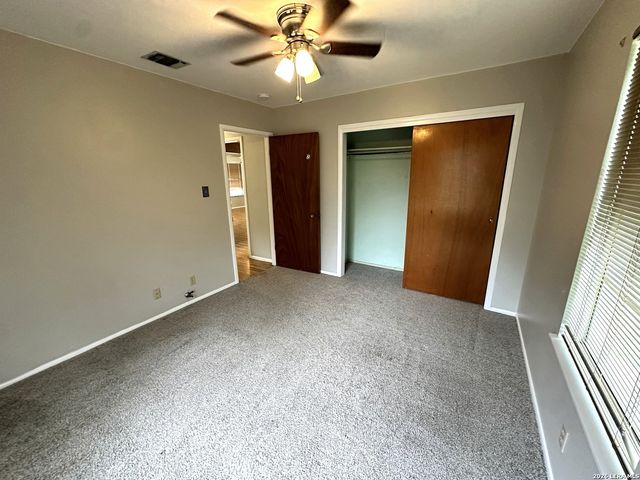 809 FLORENCE ST, Castroville, TX 78009