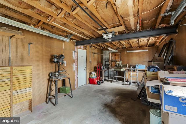 30 BUTTONWOOD DR, Lititz, PA 17543