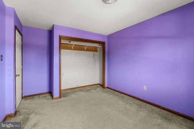 30 BUTTONWOOD DR, Lititz, PA 17543