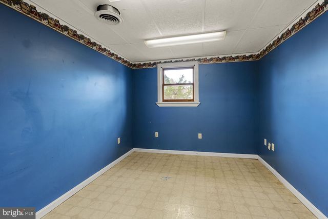 30 BUTTONWOOD DR, Lititz, PA 17543
