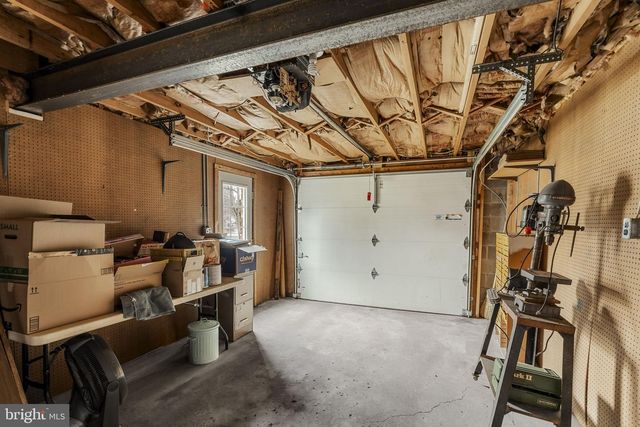 30 BUTTONWOOD DR, Lititz, PA 17543