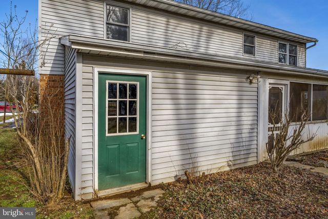 30 BUTTONWOOD DR, Lititz, PA 17543
