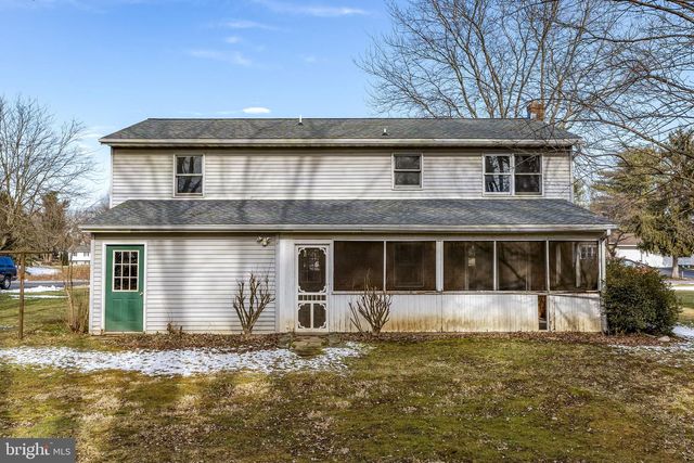 30 BUTTONWOOD DR, Lititz, PA 17543