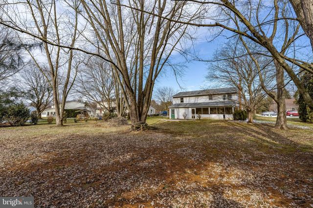30 BUTTONWOOD DR, Lititz, PA 17543