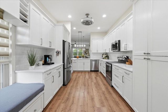 730 MARTINIQUE CIRCLE, Lakeland, FL 33803