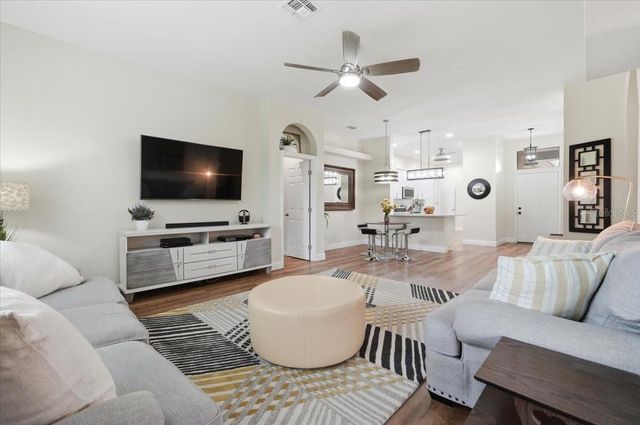 730 MARTINIQUE CIRCLE, Lakeland, FL 33803