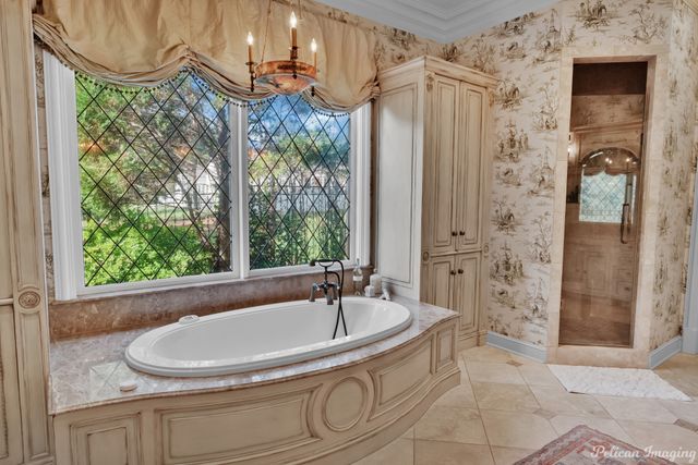 6606 Gilbert Drive, Shreveport, LA 71106