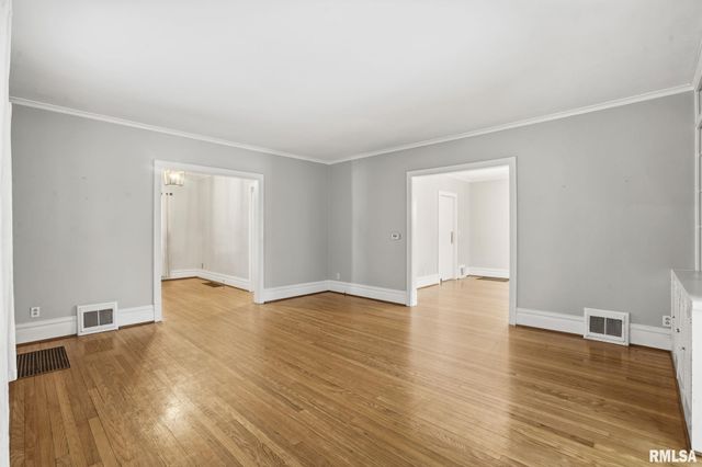 1330 29TH Street, Moline, IL 61265