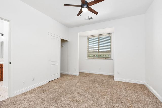 6632 W Dovewood Lane, Fresno, CA 93723