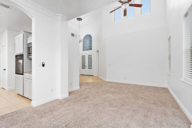 6632 W Dovewood Lane, Fresno, CA 93723