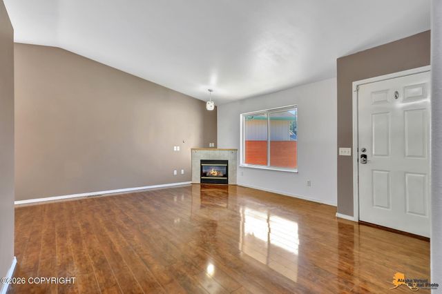 2300 Leopard Circle, Anchorage, AK 99502
