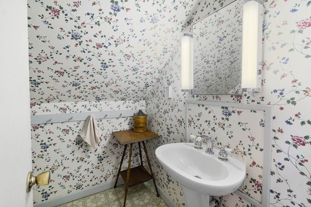 26 Maple Street, Essex Junction, VT 05452