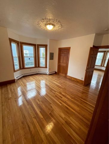 13 Jacobs 1, Peabody, MA 01960