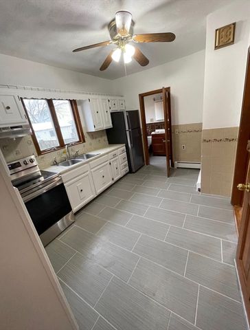 13 Jacobs 1, Peabody, MA 01960