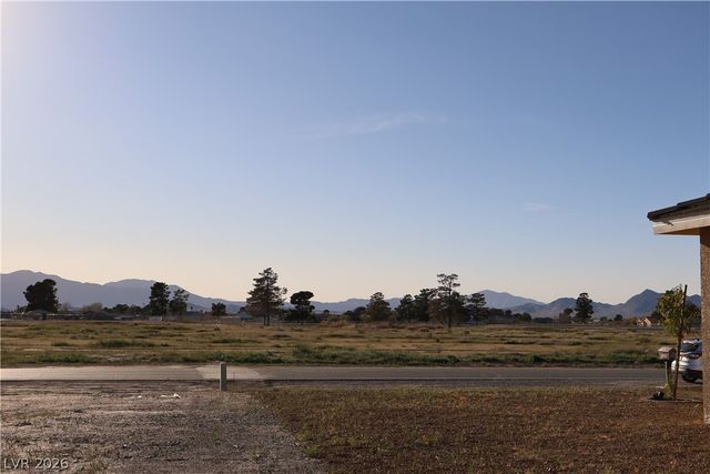 3016 Mount Charleston Drive, Pahrump, NV 89048