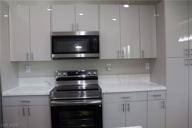 3016 Mount Charleston Drive, Pahrump, NV 89048