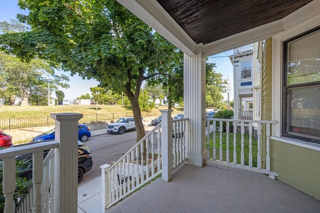 53 Miunt Ida 3, Boston, MA 02122