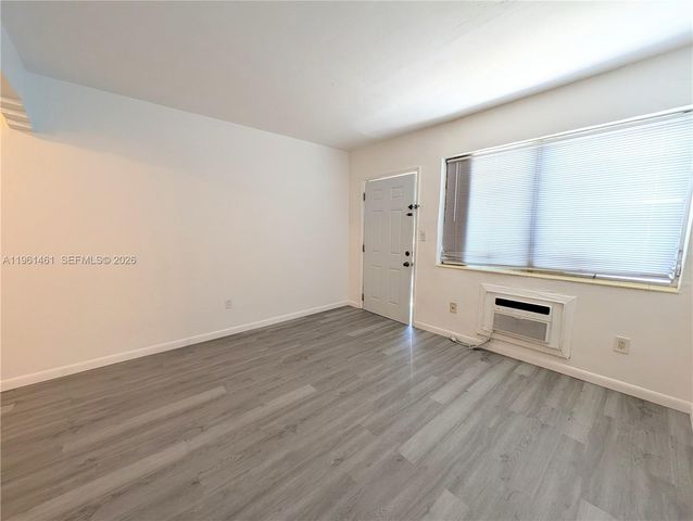 1565 SW 6th St 2, Miami, FL 33135