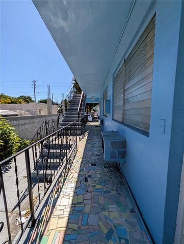 1565 SW 6th St 2, Miami, FL 33135