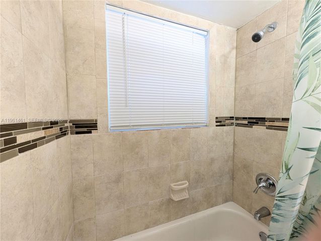 1565 SW 6th St 2, Miami, FL 33135