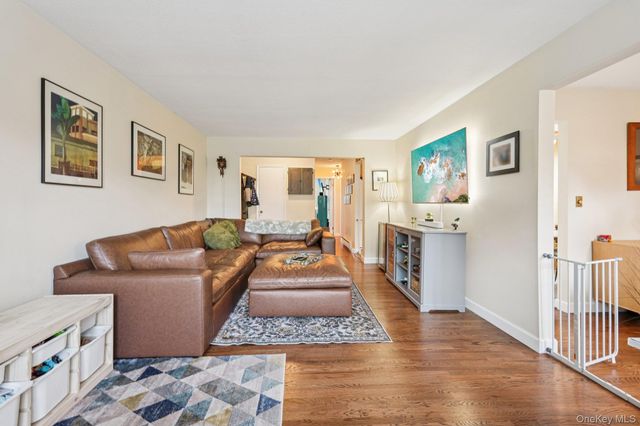 668 Sierra Vista Lane, Valley Cottage, NY 10989